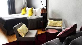 Clarion Hotel Plaza